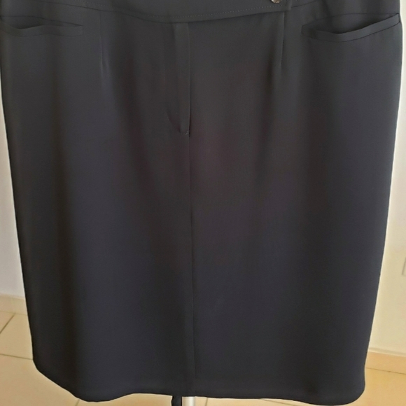 NWOT Harvé Bernard Black skirt - Picture 2 of 12